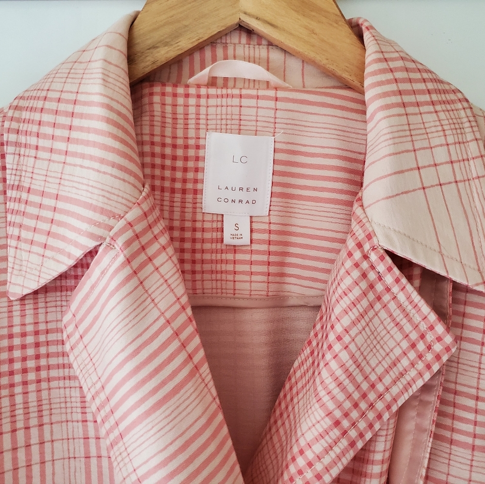 Women's Small Spring Jacket - Picture 2 of 4